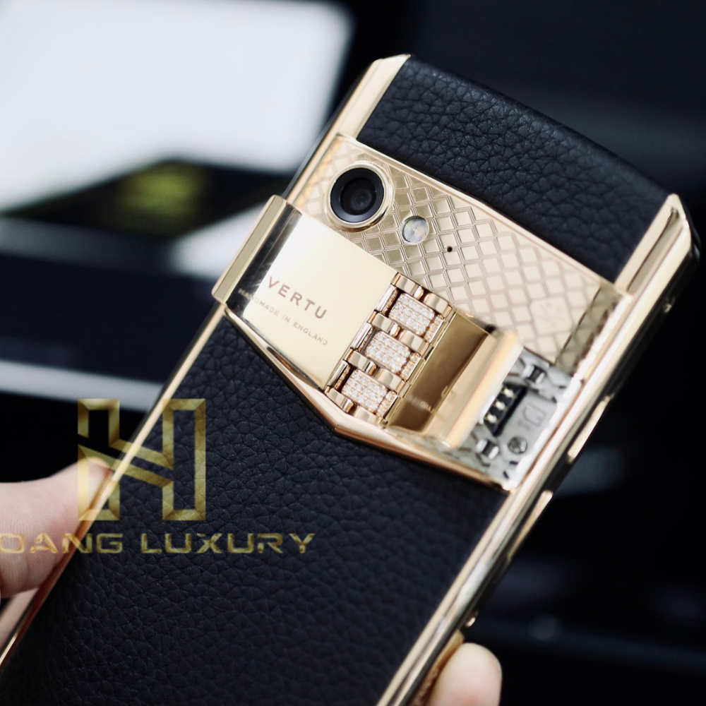 VERTU ASTER P VÀNG KHỐI KIM CƯƠNG - ĐẲNG CẤP CỦA MỘT THƯỢNG PHẨM | Hoàng Luxury