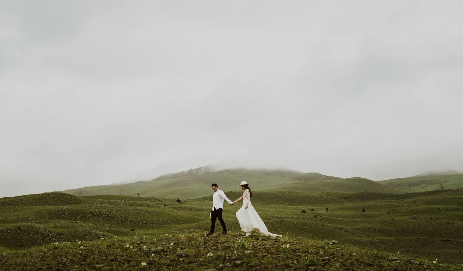 Ireland elopement couple holding hands