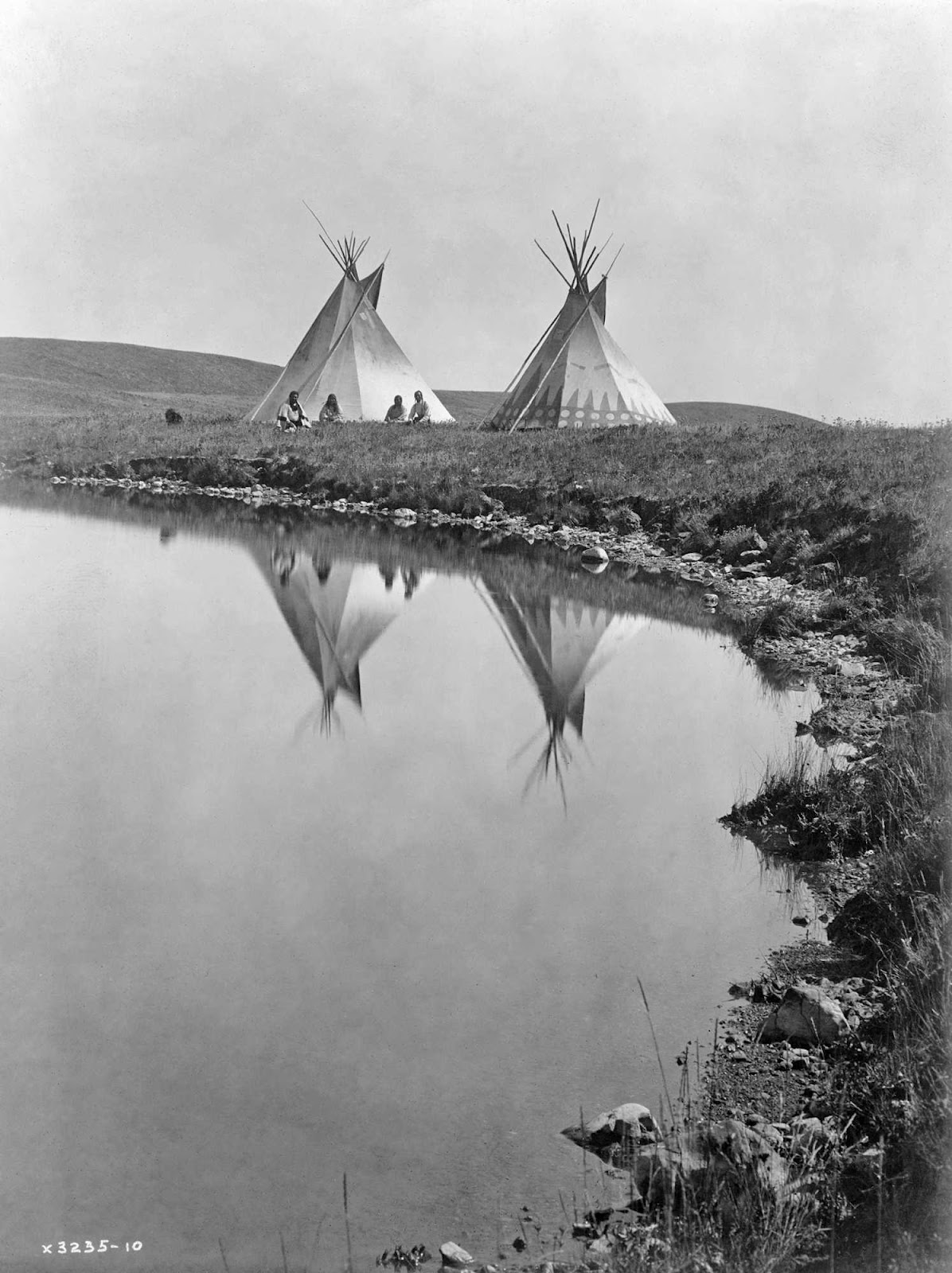 Edward S_ Curtis - At the water's edge, Piegan.jpg