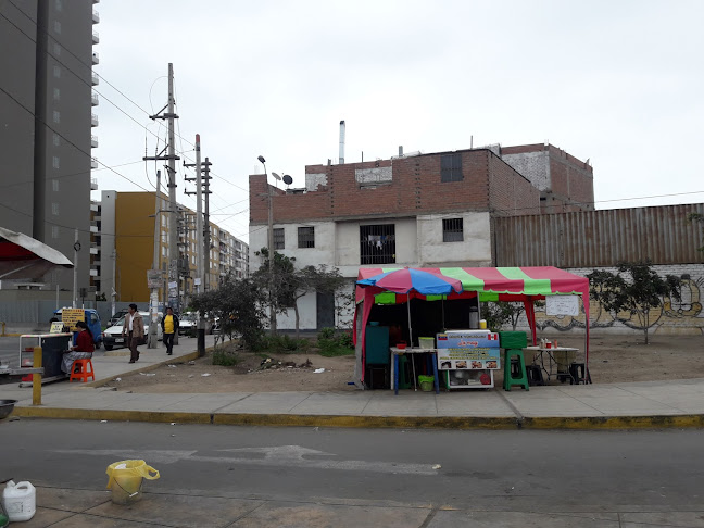 VALE'S BURGER - Callao