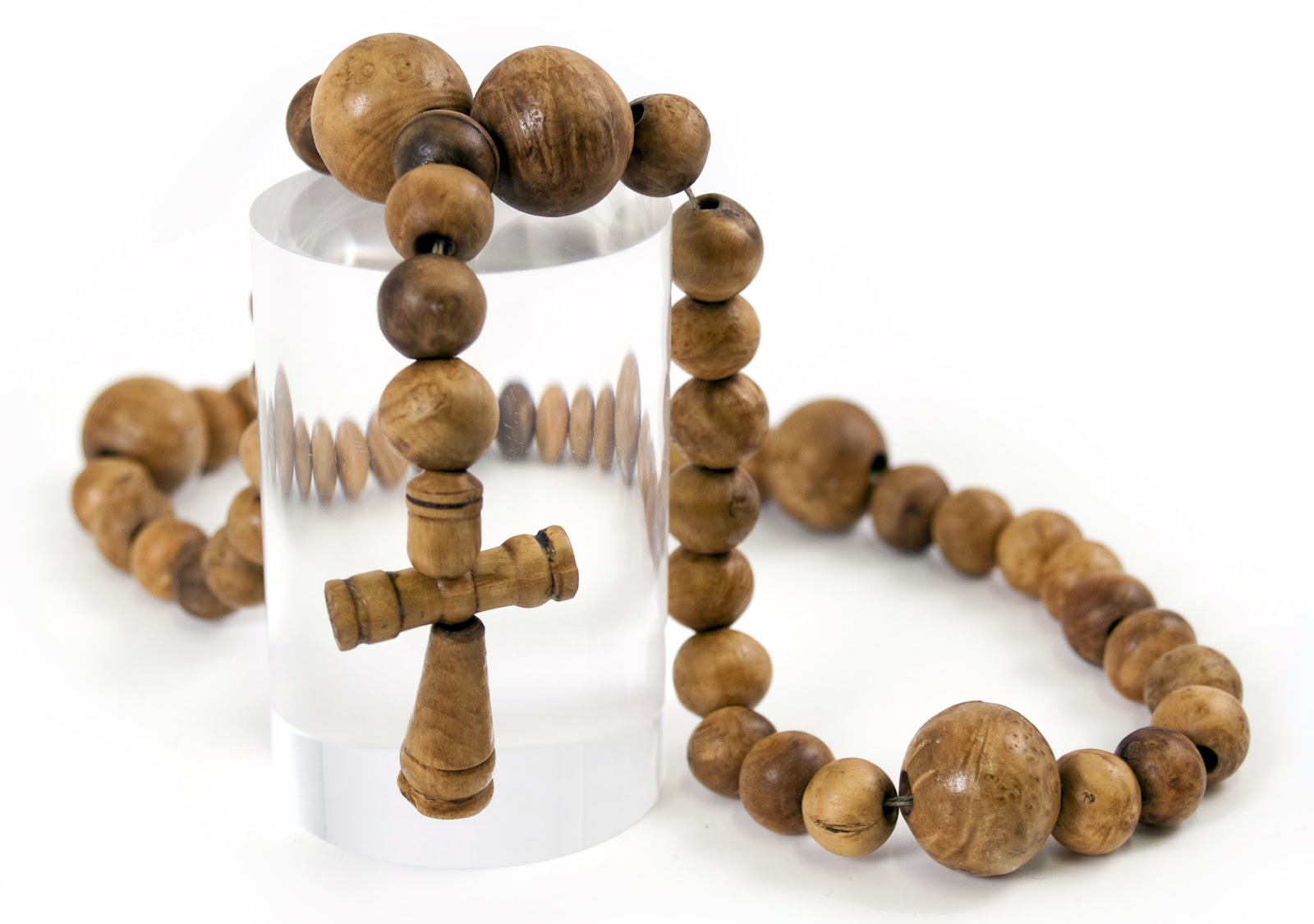 File:MaryRose-rosary-81A1414h.