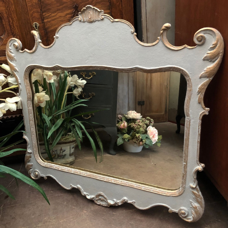 Shabby chic mirrors to lend weathered charm