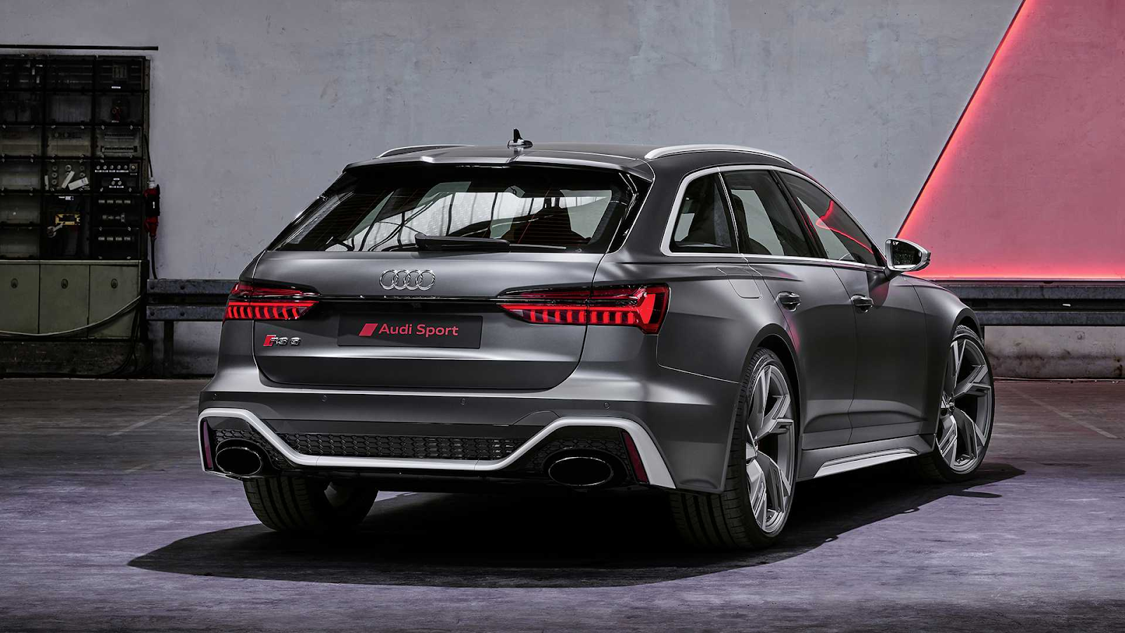 Audi RS6 Avant универсал новая модель 