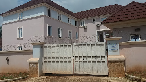 Utopia Suite and Apartment, No. 2, Ezeweputa Crescent, Off, Second Ave, Independence Layout, Enugu, Nigeria, Motel, state Enugu