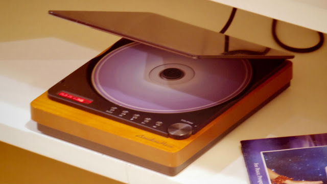 Bluetooth接続できるCDプレイヤー