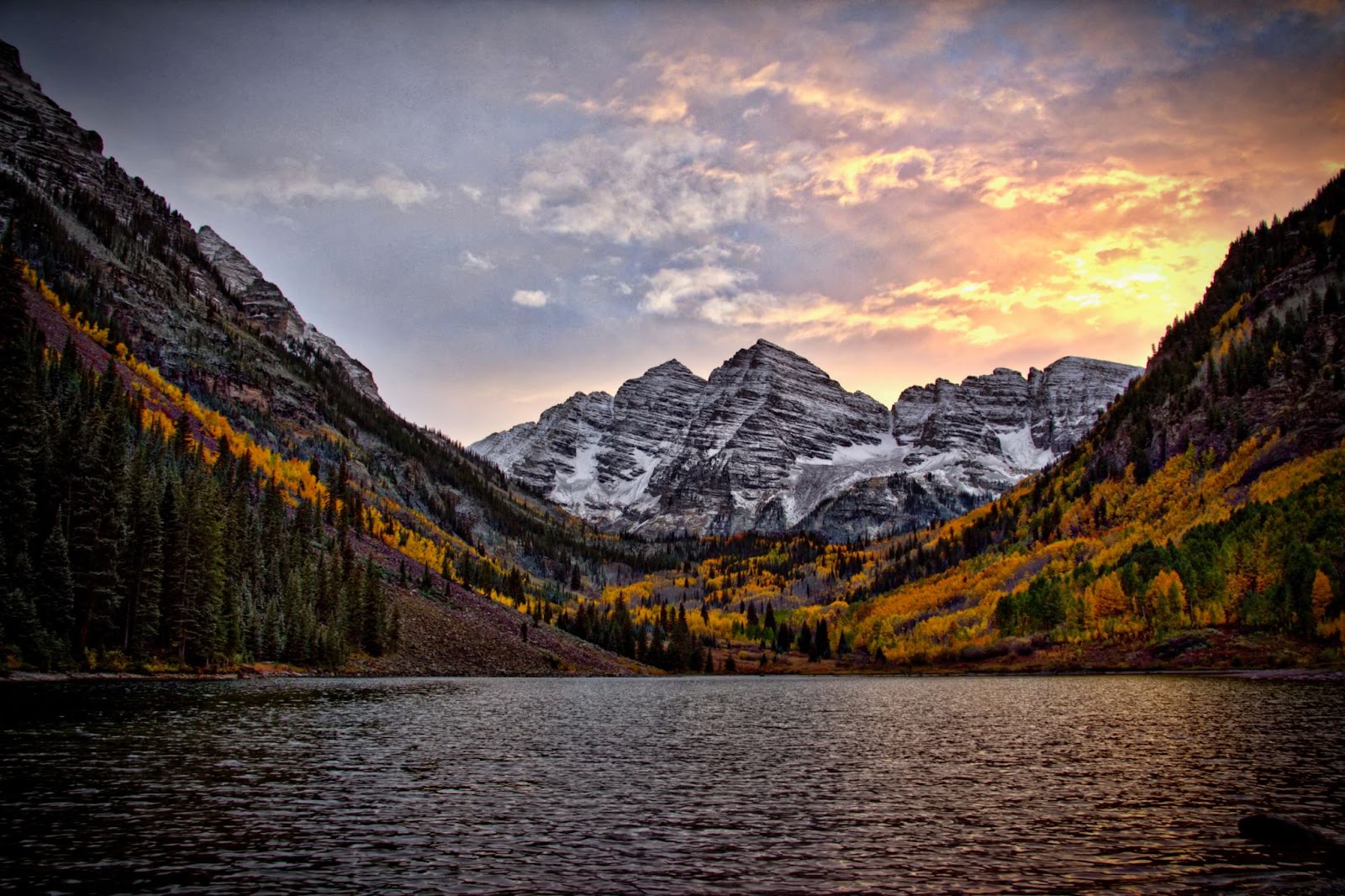 Maroon Bells Amphitheater - colorado small wedding venues