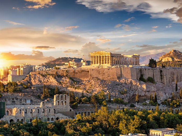 Tham gia tour du lịch Nam Âu - Tàn tích thành Athens cổ đại còn sót lại