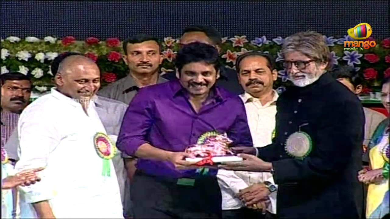 King Nagarjuna receive Nandi Award | Nandi Awards Function | Telugu  Filmnagar - YouTube