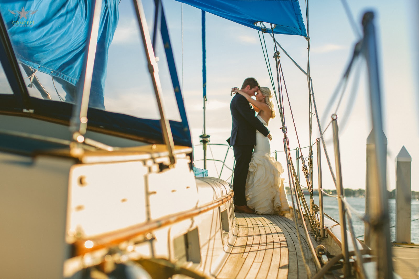 wedding couple on a boat