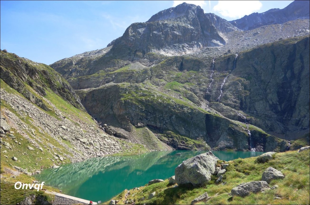ob_8477e5_randonnee-aux-lacs-bleu-charles-et-c.JPG