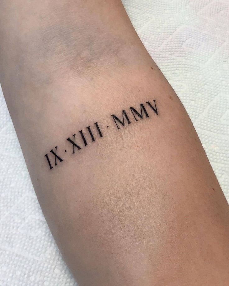 9 minimalist tattoos for beginners