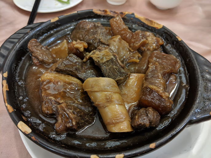 大宴小酌：港式蒸魚第一的臺北老牌餐廳（粵香園）