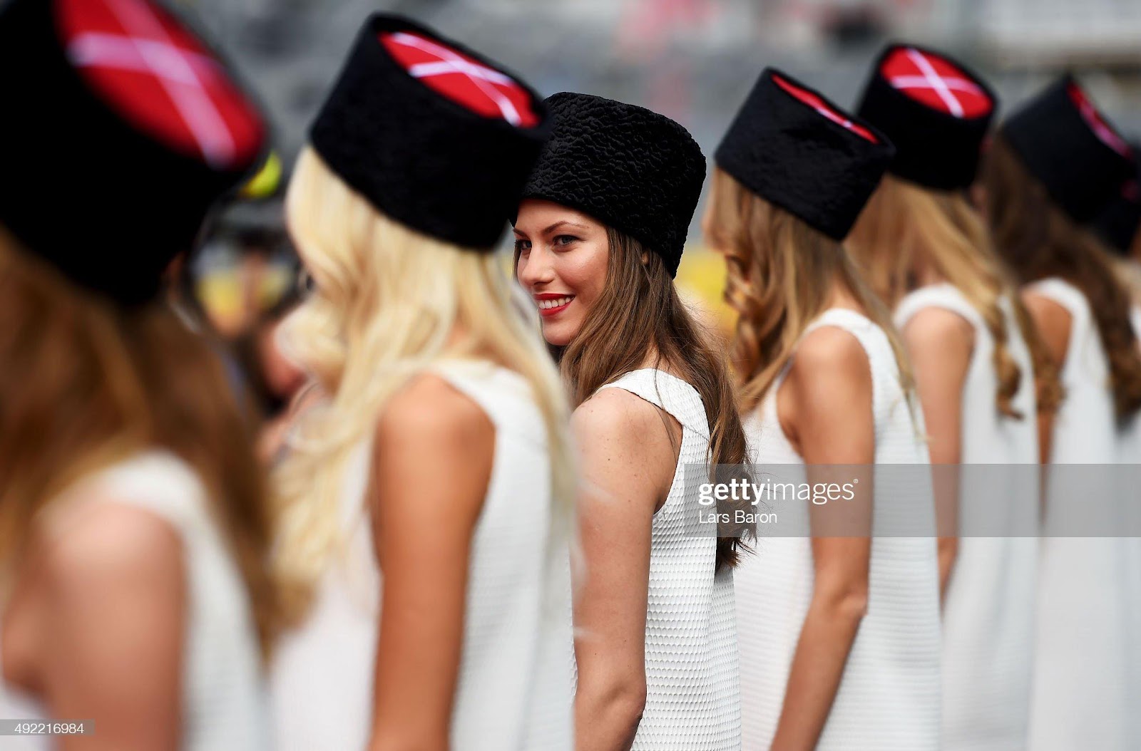 D:\Documenti\posts\posts\Women and motorsport\foto\Getty e altre\grid-girls-pose-during-the-drivers-parade-before-the-formula-one-of-picture-id492216984.jpg