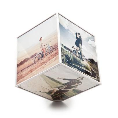 mejores regalos amigo invisible: marco de fotos en forma de cubo