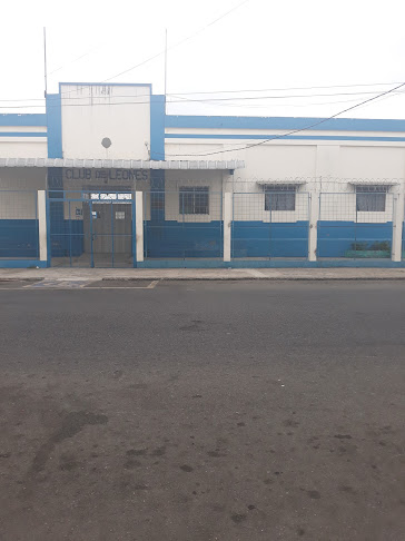 Opiniones de COLEGIO FISCAL CLUB DE LEONES en Guayaquil - Escuela