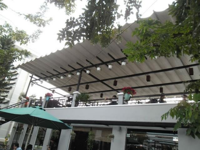 Mẫu mái xếp quán cafe đẹp Đồng Nai