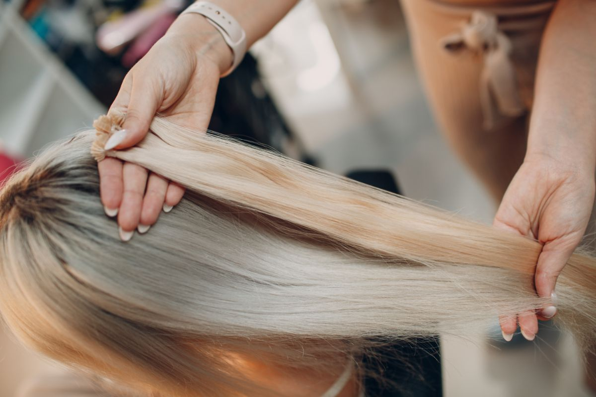 Product Display and Packaging for Hair Extensions