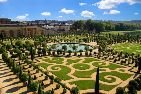 versaj garden.jpg