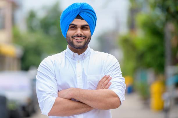4,100+ Sikh Turban Stock Photos, Pictures & Royalty-Free Images - iStock | Sikh  turban profile
