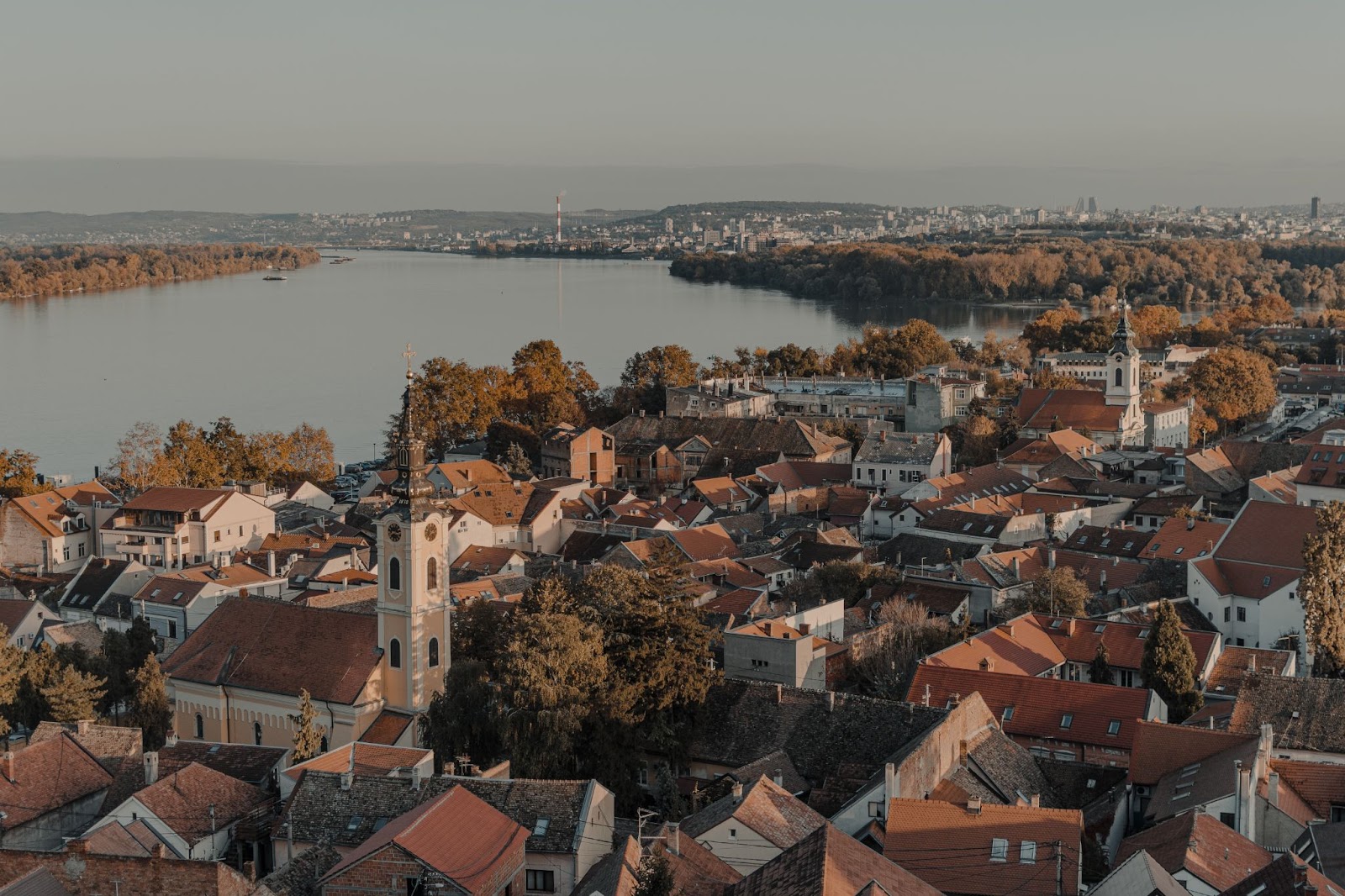Best countries to live in Eastern Europe, Serbia, Belgrade landscape, buildings and river