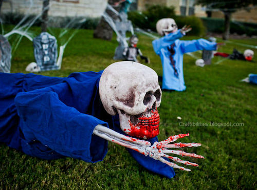 DIY Halloween outdoor Yard Skeleton Zombies homemade