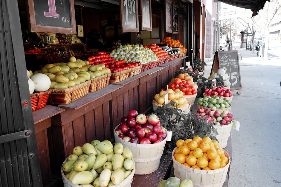 street-market-fruits-grocery.jpg