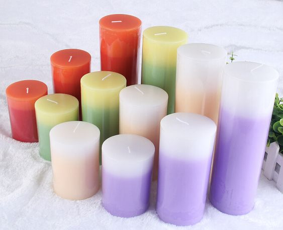 Воск производитель свеча. Свечи парафиновые цветные. Свечи из стеарина. Свечи парафиновые хозяйственные цветные. Разноцветный воск для свечей.