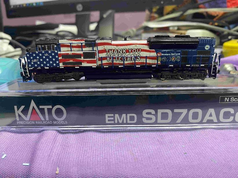 N Scale Trains - #4407 “Thank You Veterans”