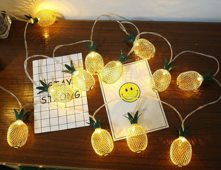 Những dây đèn led hình quả dứa