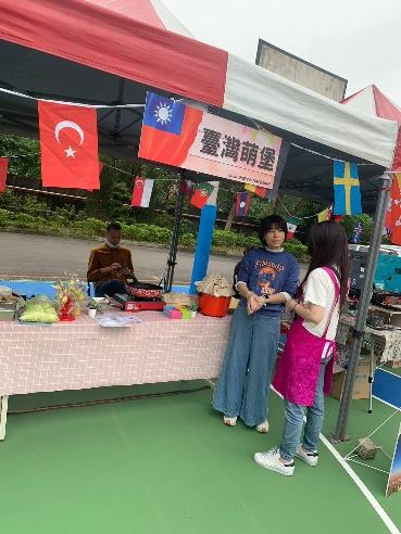 圖八：台灣美食代表造型刈包