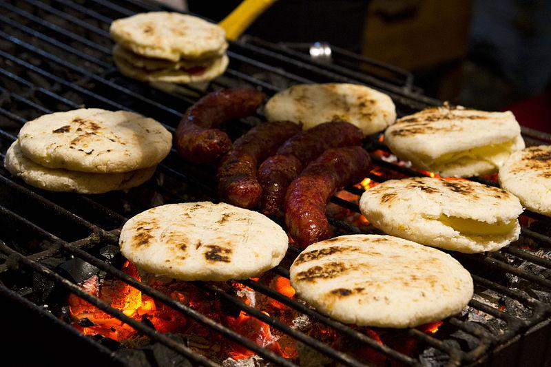 C:\Users\USER\Desktop\Files\writing job\The Vine Productions\New Client Job\July 2021\90099-0189JR\800px-Arepas_con_chorizo.jpg