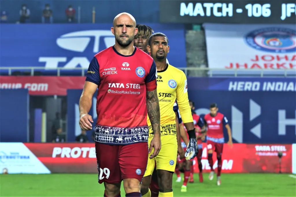 Peter Hartley is likely to return in the Jamshedpur starting XI