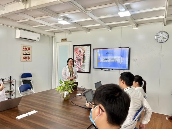 IDSV - Đào tạo kĩ năng bán hàng. IDSV - Đào tạo kĩ năng bán hàng.