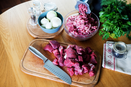 Salceson domowy – procedura wyrobu, historia, skład, przepisy, kalorie i wartości odżywcze