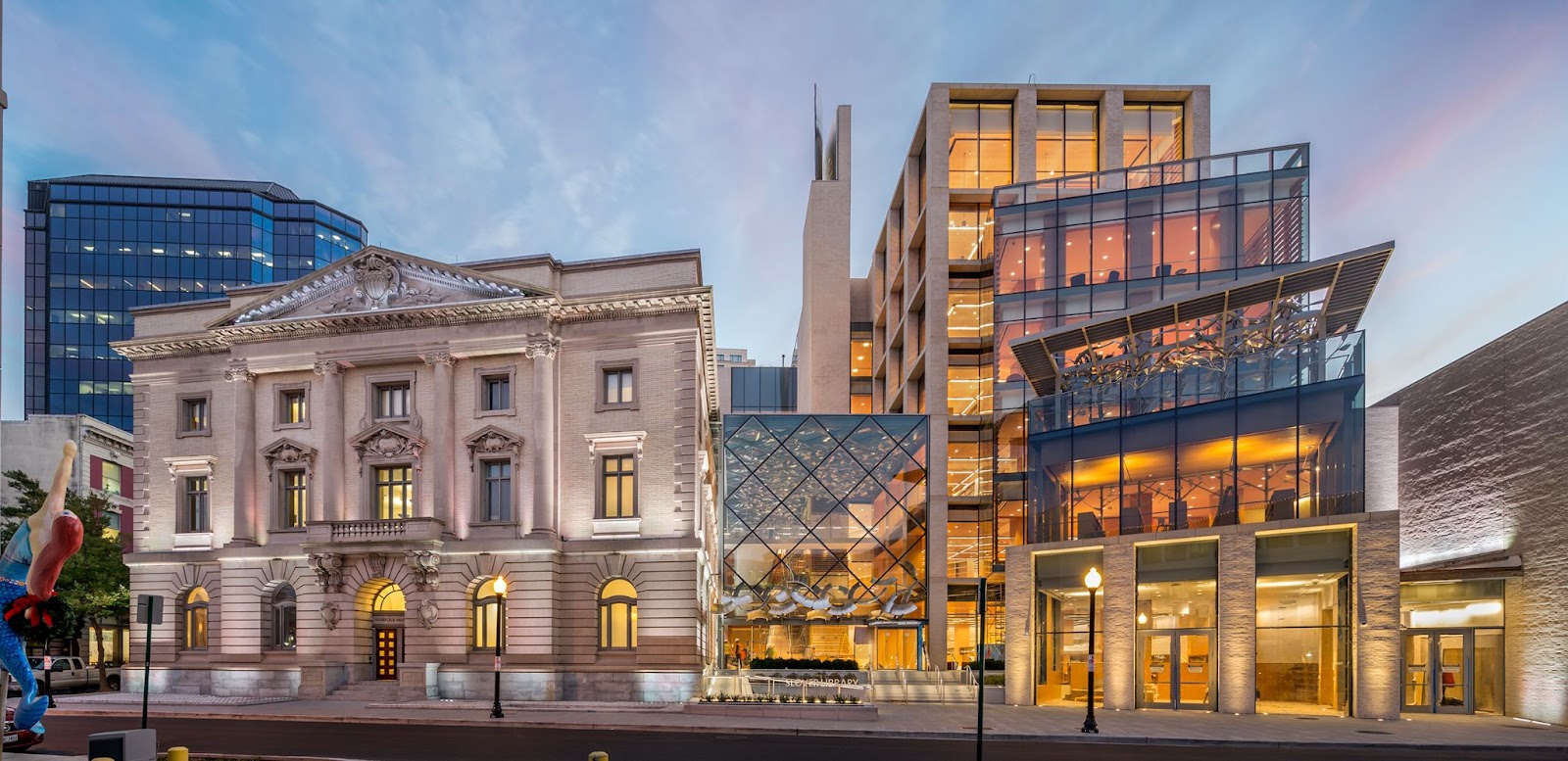 The renovated Slover Library (Peter Aaron Architectural Photography)