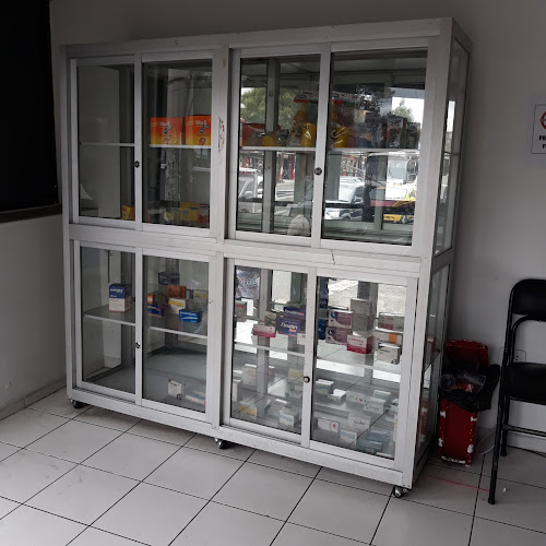 Farmacia Guamani N 2 - Quito