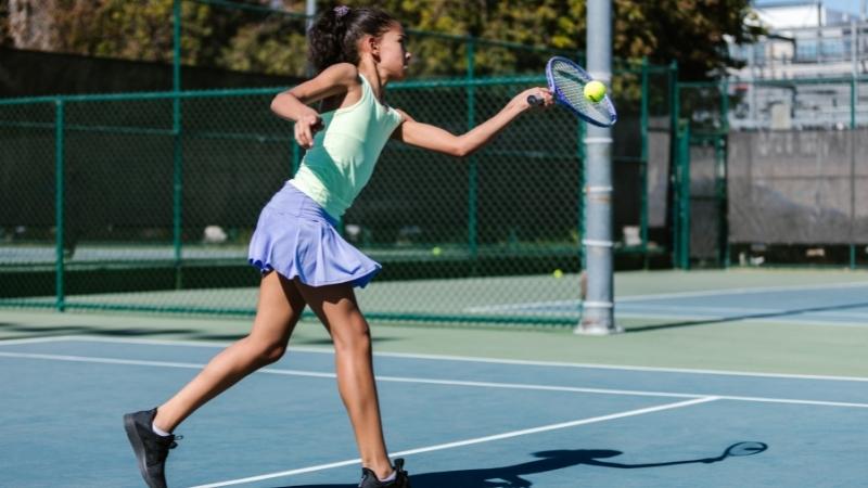 Lựa chọn vợt tennis phù hợp với cơ thể