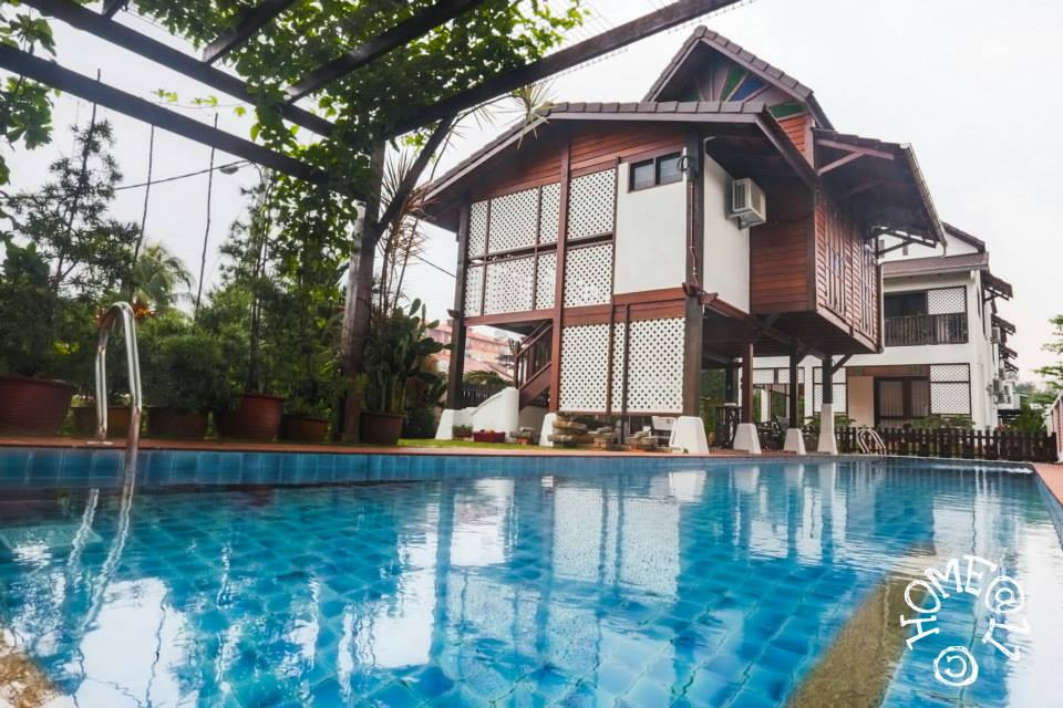 HomeAt11 Guesthouse