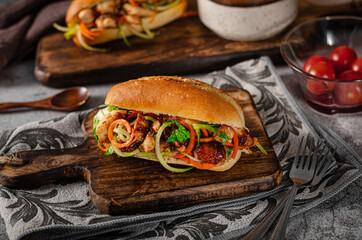 Tender chicken Banh Mi