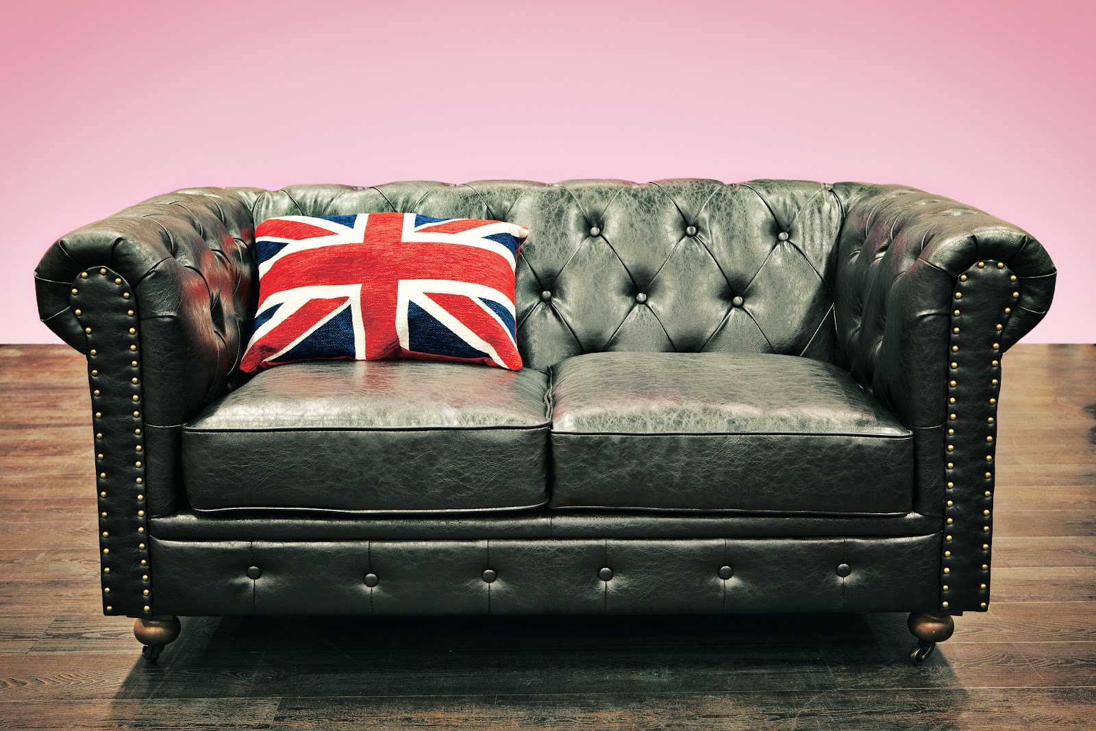 bigstock-Chesterfield-Couch-With-Union--45472651.jpg