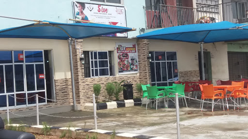 5ive Lounge, Restaurant & Bar, Opposite Former Ministry Of Works, #134 Okigwe Rd, Ugwu Orji, Owerri, Nigeria, Night Club, state Imo