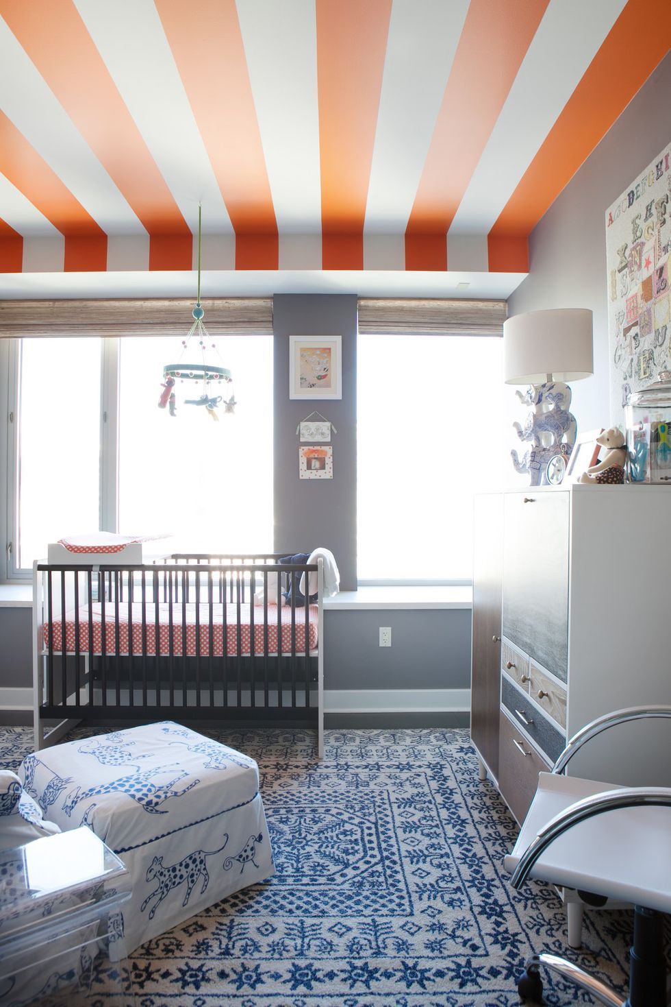 Best painted ceiling ideas for a gender-neutral nursery