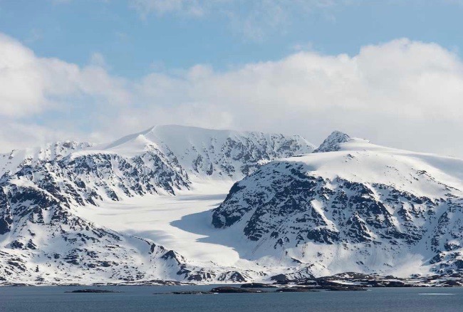Glacier in Norway by Jim WIlson - InvitingLight.com