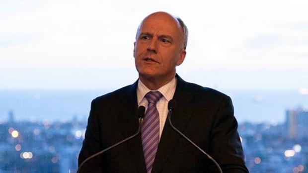 澳大利亞資深參議員阿貝茨(Eric Abetz)發出警告:當前的中國與納粹德國的崛起有不容忽視的相似之處,即將在2022年主辦北京冬奧會的中國政府,不斷鎮壓維吾爾族人和爭取民主的港人,正在重演1936年納粹德國主辦柏林奧運的歷史。 (阿貝茨臉書圖片)