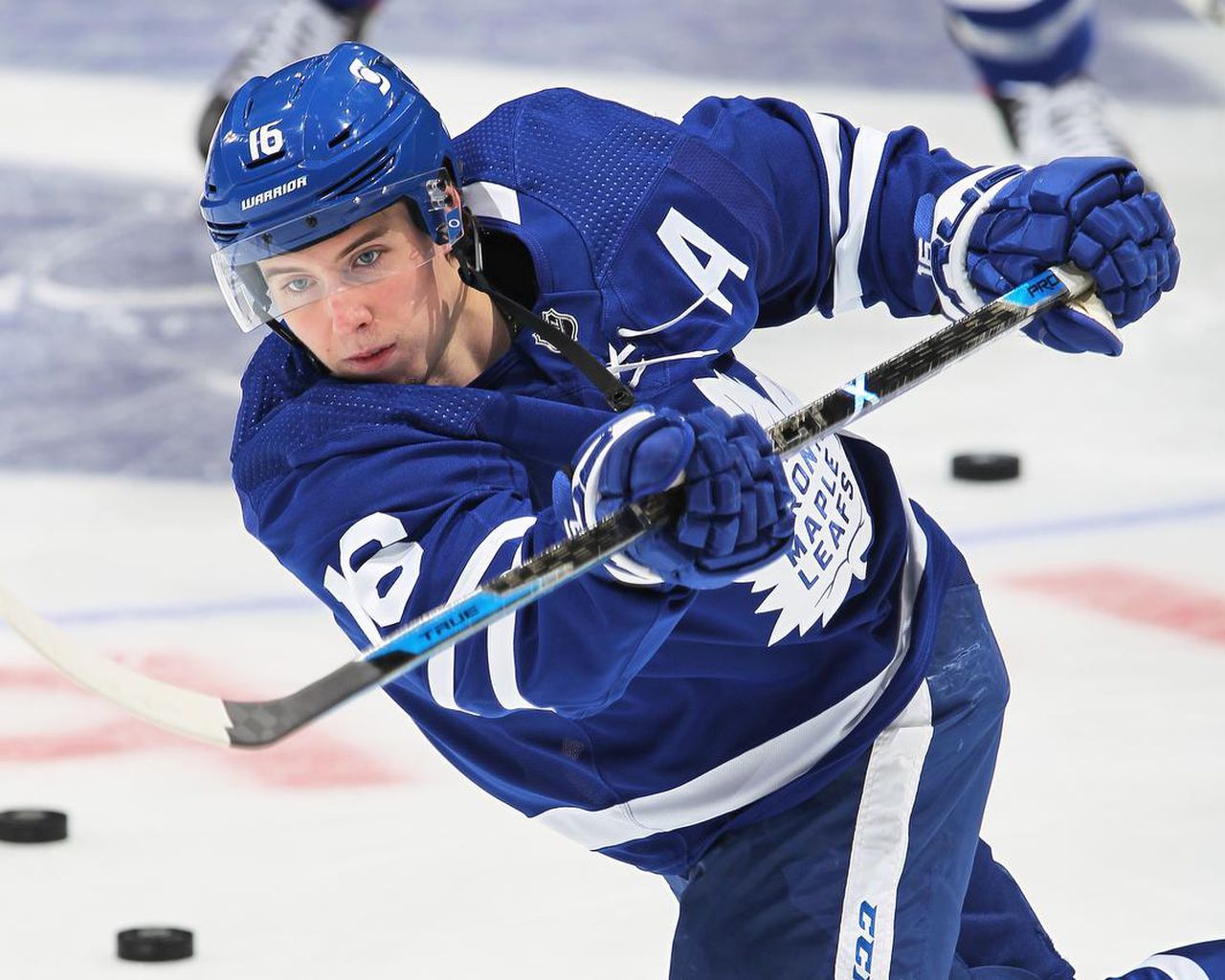 Ngôi sao người Canada Mitchell Marner đã đóng góp rất nhiều cho màn trình diễn Toronto Maple Leafs