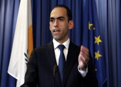 http://www.triklopodia.gr/wp-content/uploads/2015/02/charis-georgiadis5-620x412.jpg
