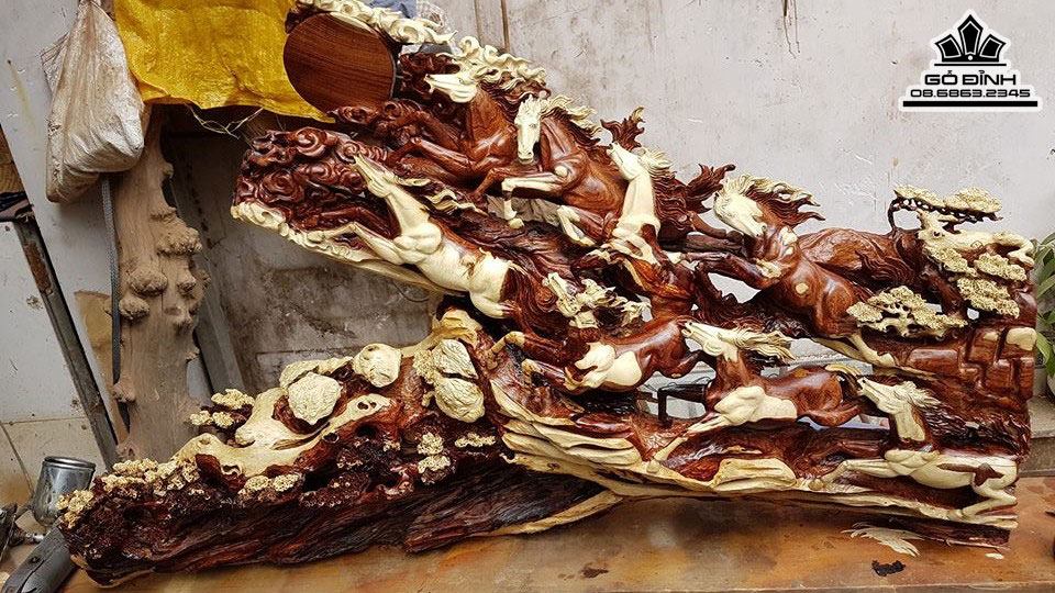 Tượng Bát Mã Phi Thiên Gỗ Hương
