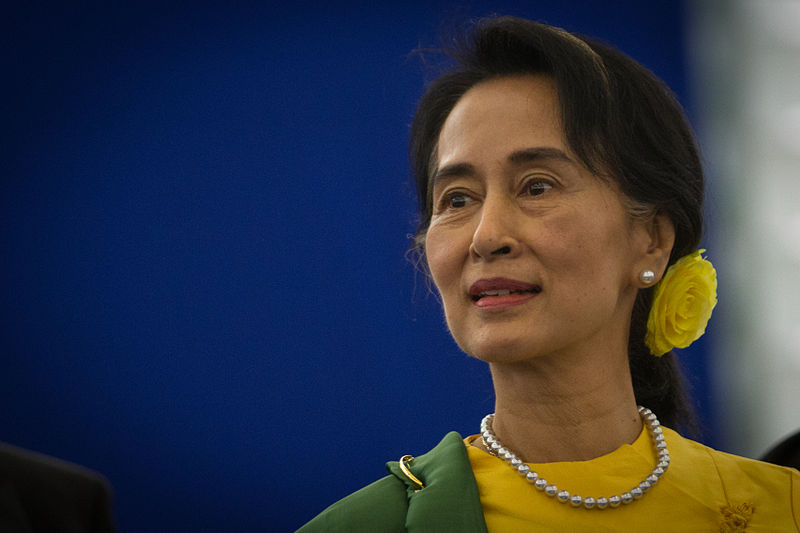 File:Remise du Prix Sakharov à Aung San Suu Kyi Strasbourg 22 octobre 2013-04.jpg