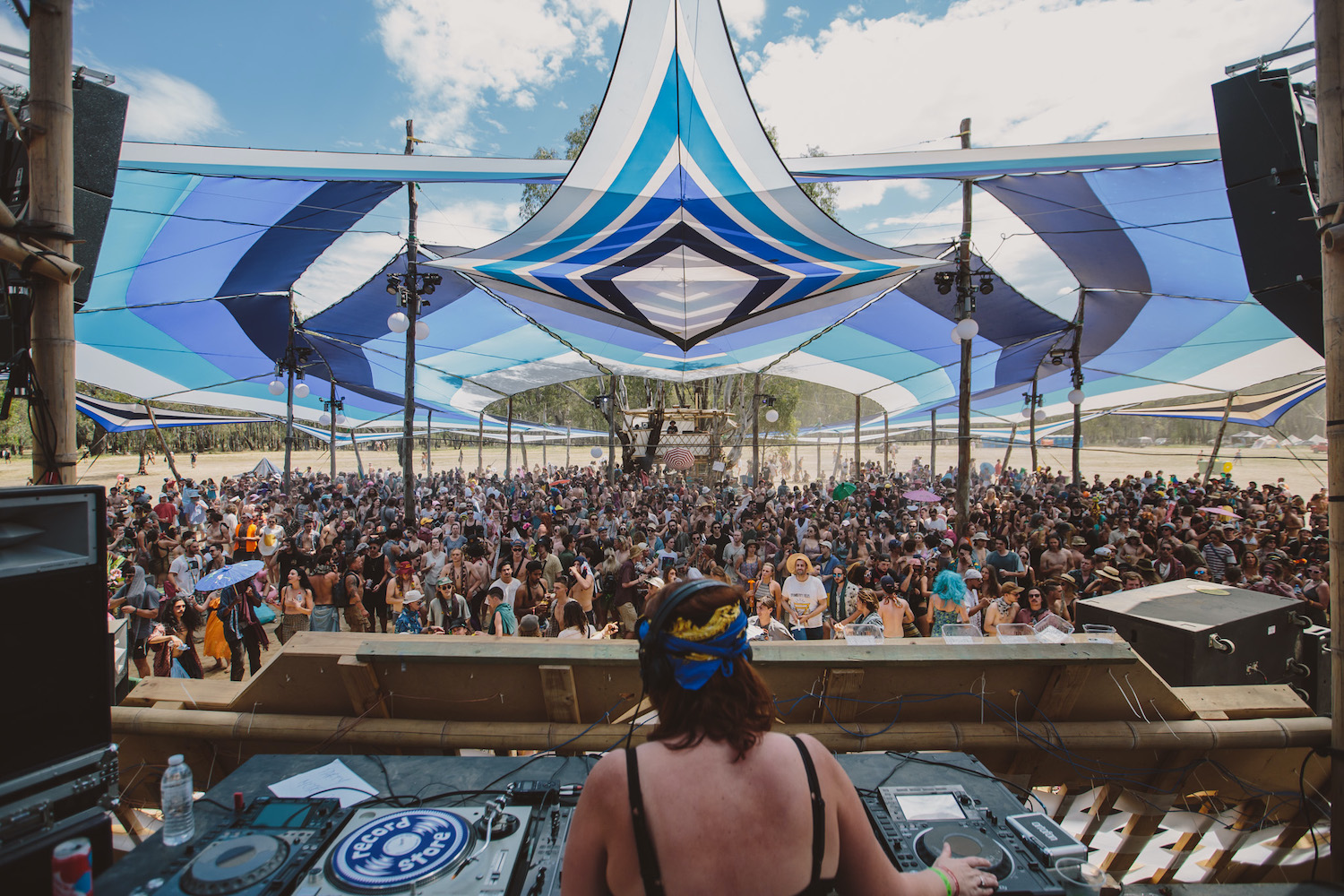 15 Fun and Colorful Australian Festivals