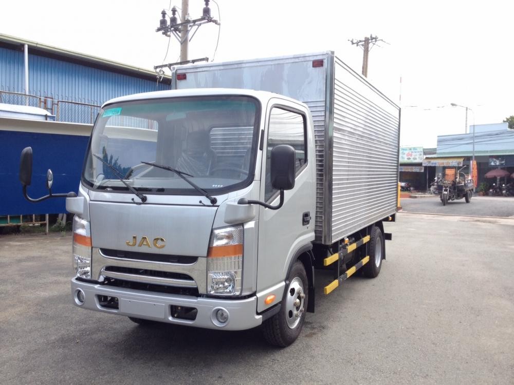 XE-JAC-2.4T( BẠC).jpg